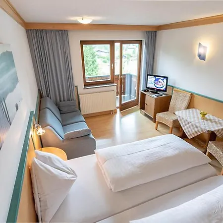 Hotel Neunbrunnen 호텔 3*